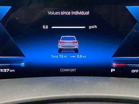 New 2026 BMW X5 M60i w/ Executive Package image 28