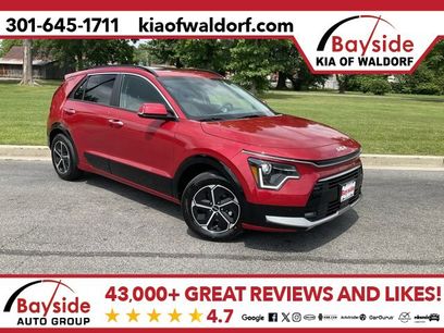 New 2025 Kia Niro SX