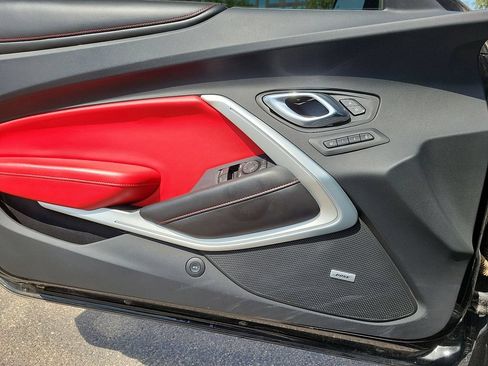 Used 2018 Chevrolet Camaro LT RWD image 14