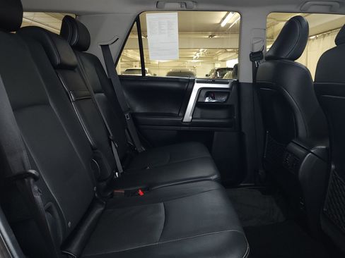 Used 2016 Toyota 4Runner Limited image 20