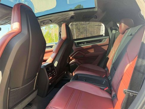 New 2026 Porsche Cayenne Turbo AWD/4WD image 26