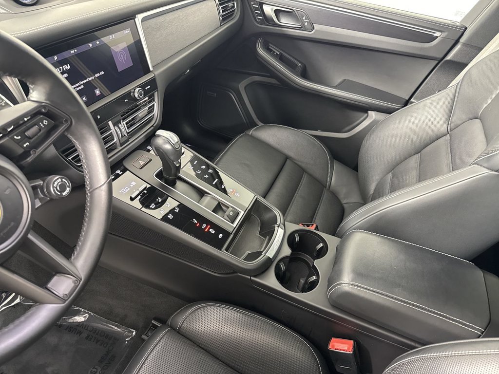 Certified 2023 Porsche Macan GTS AWD/4WD image 32