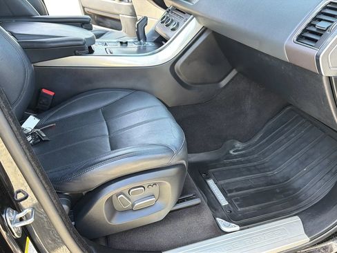 Used 2014 Land Rover Range Rover Sport HSE image 39