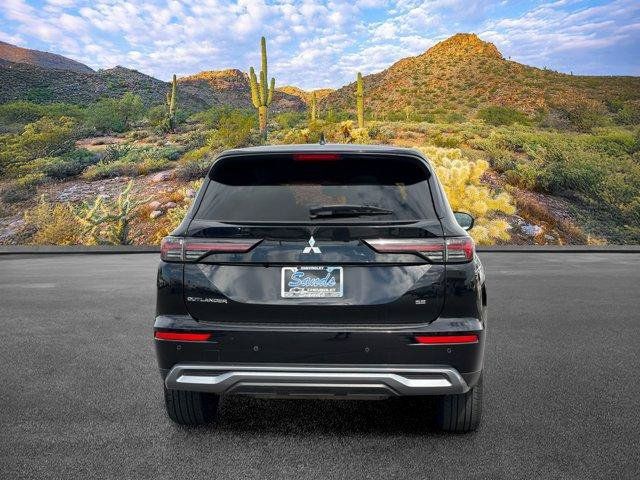 Used 2025 Mitsubishi Outlander SE FWD image 9