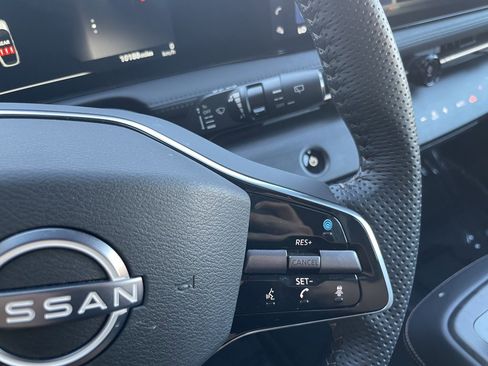 Used 2024 Nissan Ariya FWD image 30