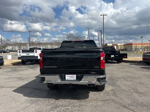 Used 2023 Chevrolet Silverado 1500 LTZ w/ LTZ Premium Package image 4