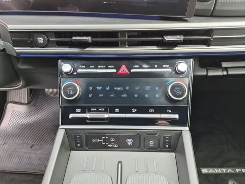 Used 2025 Hyundai Santa Fe Calligraphy image 41