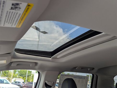 New 2025 Ford Maverick Lobo image 12