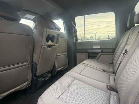 Used 2022 Ford F350 XLT w/ Black Appearance Package image 18