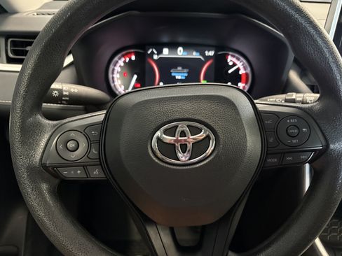 Certified 2025 Toyota RAV4 XLE AWD/4WD image 23