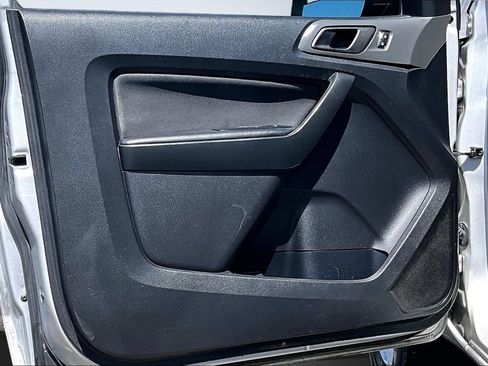 Used 2019 Ford Ranger XL w/ Equipment Group 101A Mid RWD image 9