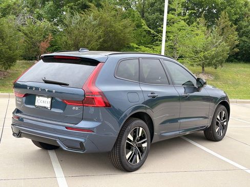 New 2026 Volvo XC60 B5 Core w/ Protection Package Premier AWD/4WD image 5