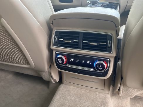 Used 2017 Audi Q7 3.0T Premium Plus w/ Premium Plus Package image 21