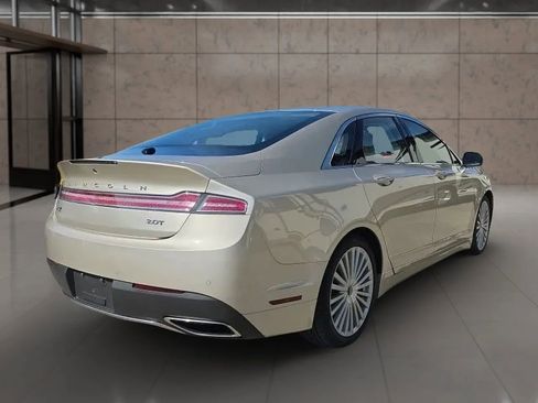 Used 2017 Lincoln MKZ Reserve FWD image 7