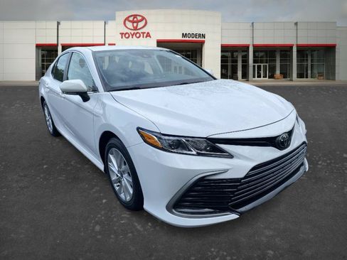 Certified 2024 Toyota Camry LE w/ Convenience Package FWD image 3