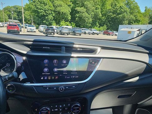 Used 2020 Buick Encore GX Select w/ Experience Buick Package FWD image 17