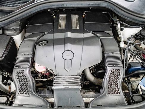 Certified 2017 Mercedes-Benz GLS 450 4MATIC image 29