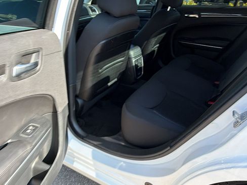 Used 2018 Chrysler 300 Touring w/ Sport Appearance Package RWD image 23