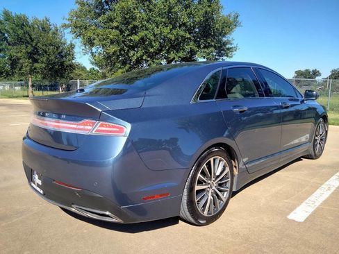 Used 2018 Lincoln MKZ Premiere image 5