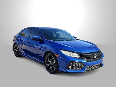 Used 2017 Honda Civic Sport image 2
