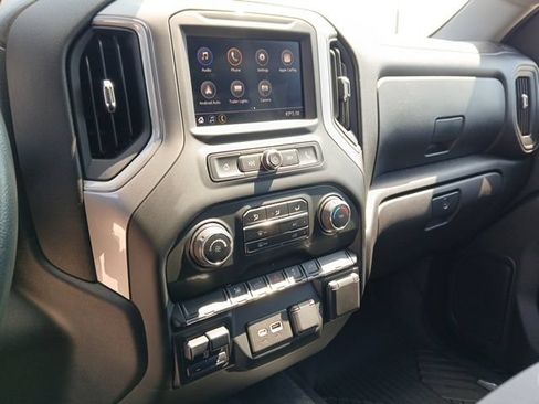 Certified 2022 Chevrolet Silverado 2500 Custom w/ Custom Convenience Package AWD/4WD image 17