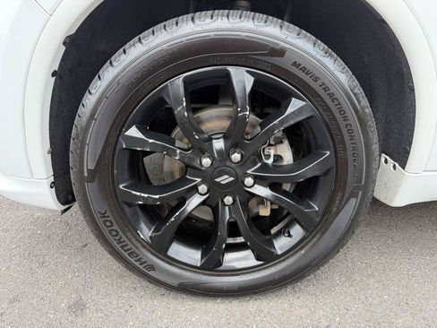 Used 2019 Dodge Durango GT w/ Blacktop Package AWD/4WD image 9