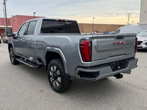 Used 2024 GMC Sierra 2500 Denali w/ Denali Reserve Package image 11