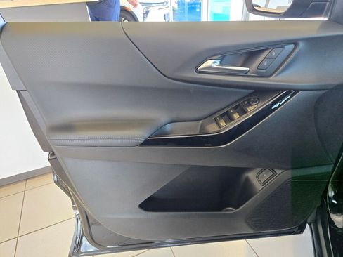 New 2026 Chevrolet Equinox LT w/ Convenience Package II image 16