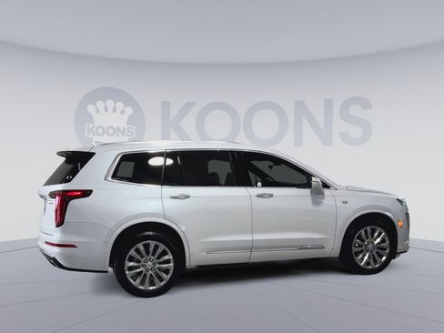 Used 2024 Cadillac XT6 Premium Luxury w/ Technology Package image 12