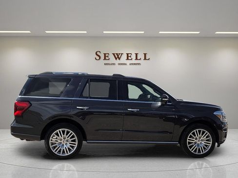 Used 2023 Ford Expedition Limited AWD/4WD image 5