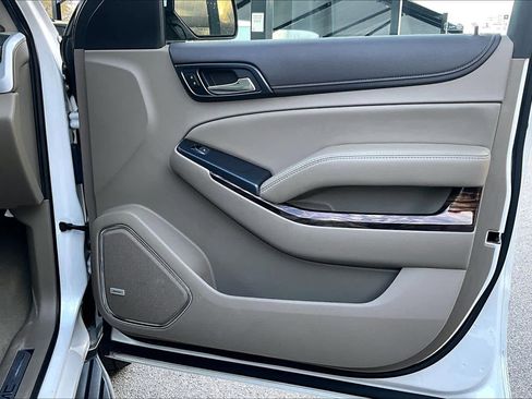 Used 2018 GMC Yukon XL SLT w/ Open Road Package image 23