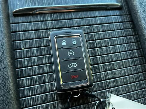 Used 2024 Jeep Wagoneer Series II w/ Flexible Seating Group AWD/4WD image 48