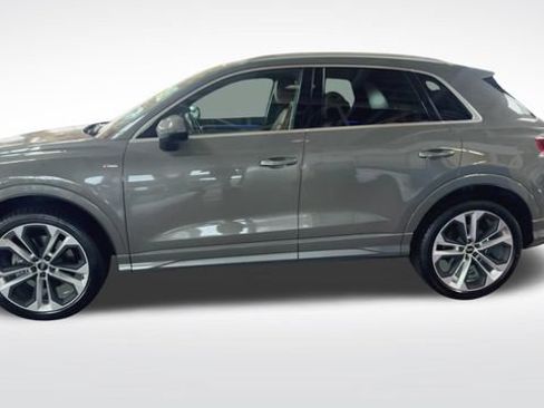 Used 2020 Audi Q3 2.0T Prestige w/ Prestige Package AWD/4WD image 6