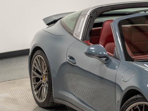 Used 2017 Porsche 911 Targa 4S image 36