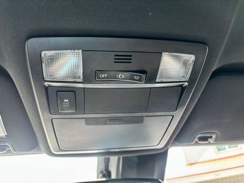 Used 2019 Toyota Tacoma TRD Sport w/ Technology Package AWD/4WD image 25