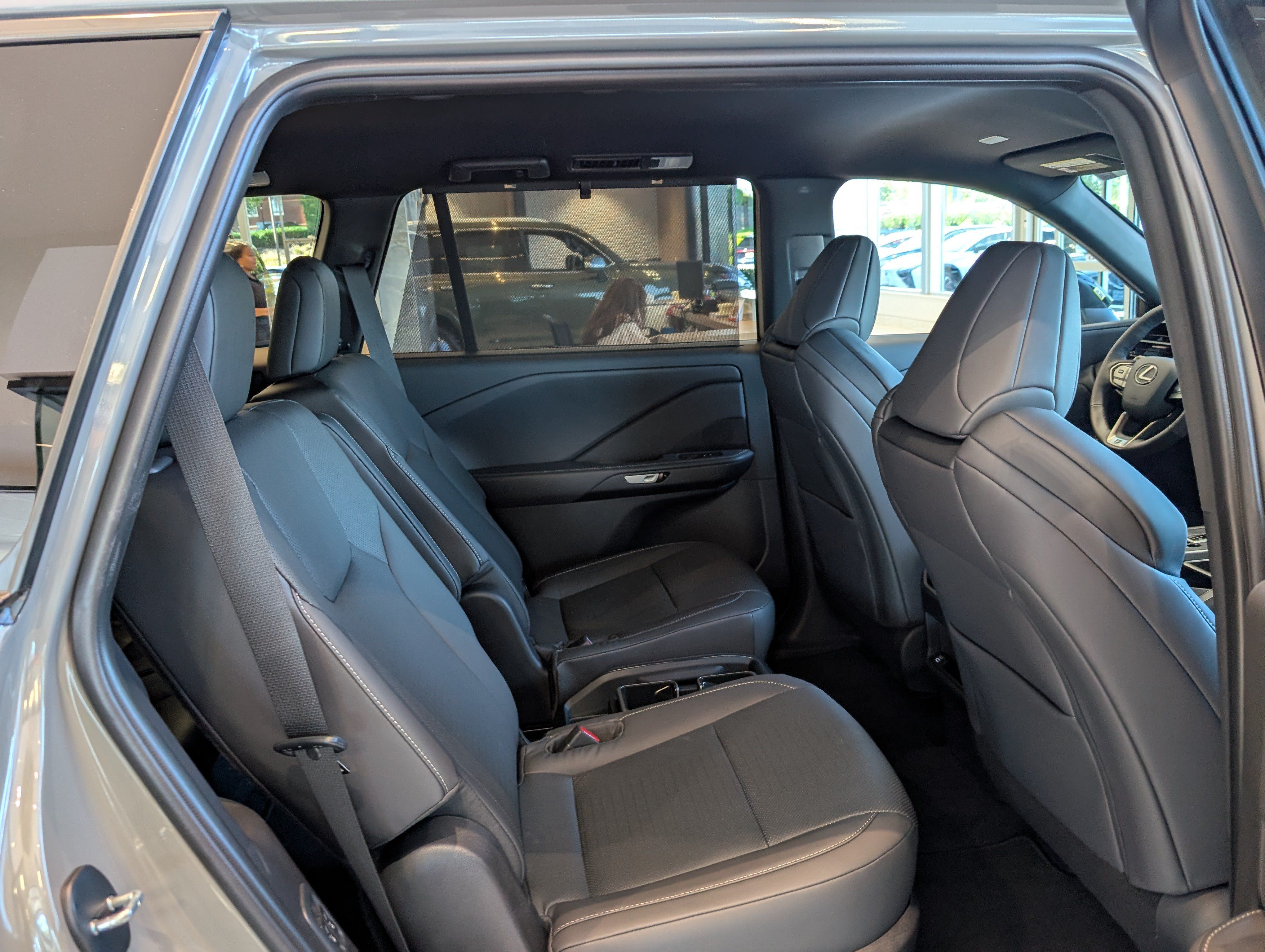 New 2026 Lexus TX 500h AWD w/ Technology Package image 9