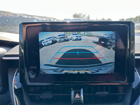 Used 2025 Toyota Corolla SE FWD image 11