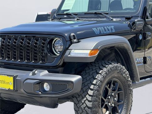 Used 2025 Jeep Wrangler Unlimited Sport S 4xe AWD/4WD image 8
