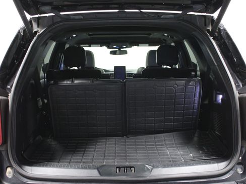 Used 2021 Ford Explorer ST w/ Equipment Group 401A AWD/4WD image 15