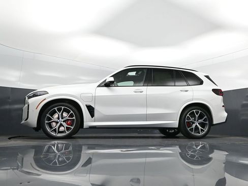 New 2026 BMW X5 xDrive50e image 39