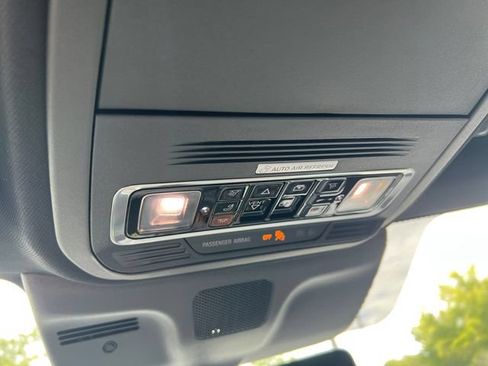 New 2027 Lincoln Navigator Reserve w/ Jet Appearance Package AWD/4WD image 25