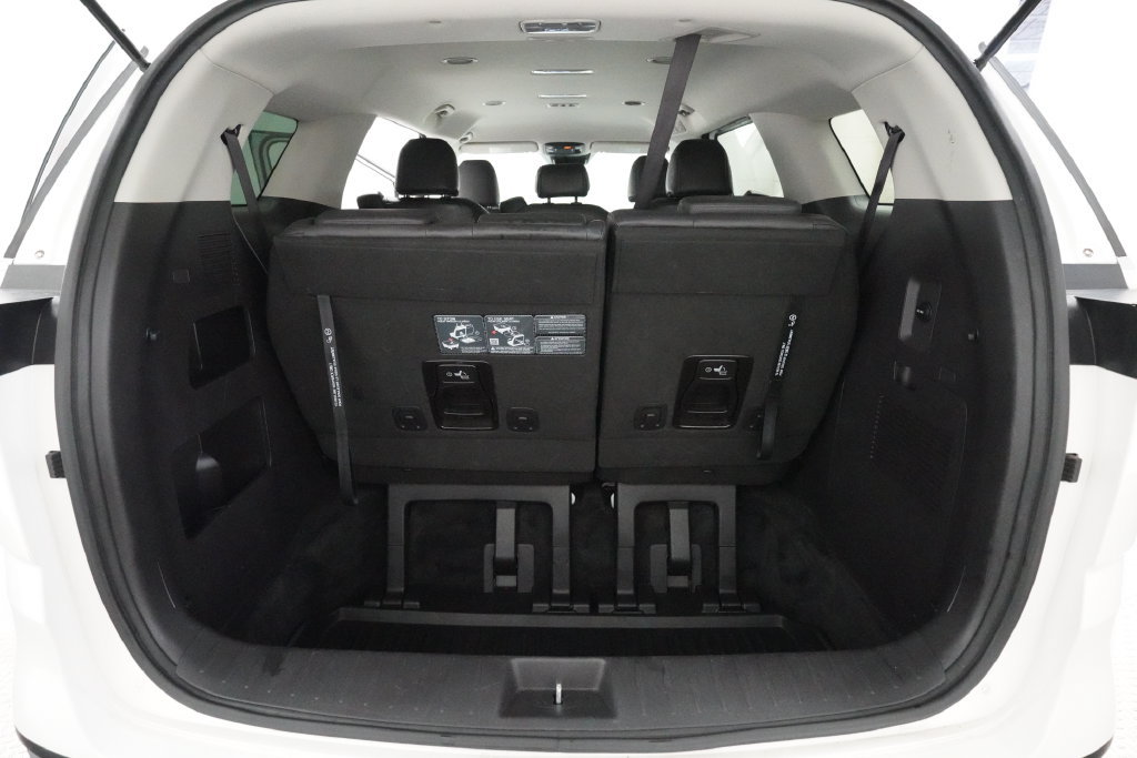 Used 2024 Kia Carnival LX FWD image 10