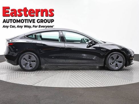 Used 2023 Tesla Model 3 Standard Range RWD image 4