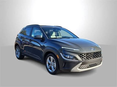 Used 2023 Hyundai Kona SEL image 2