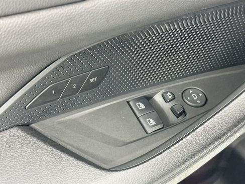 Used 2021 BMW 430i Coupe w/ Convenience Package image 18