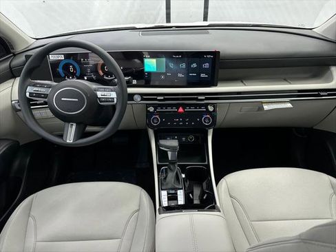 New 2026 Hyundai Tucson SEL image 23