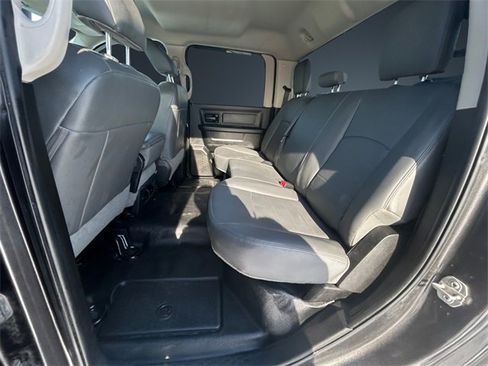 Used 2018 RAM 2500 Tradesman image 13