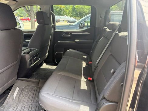 Used 2024 GMC Sierra 1500 Elevation w/ LPO, Elevation Black Package AWD/4WD image 14