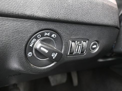 Used 2020 Chrysler 300 S w/ S Model Appearance Package RWD image 16