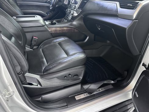 Used 2019 Chevrolet Tahoe LT image 41